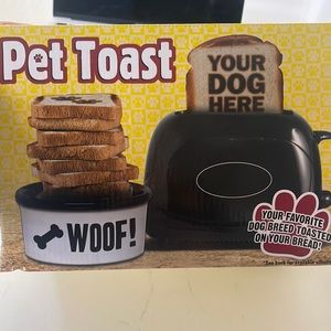 Pet Toaster, customizable dog toast- NEVER OPENED!